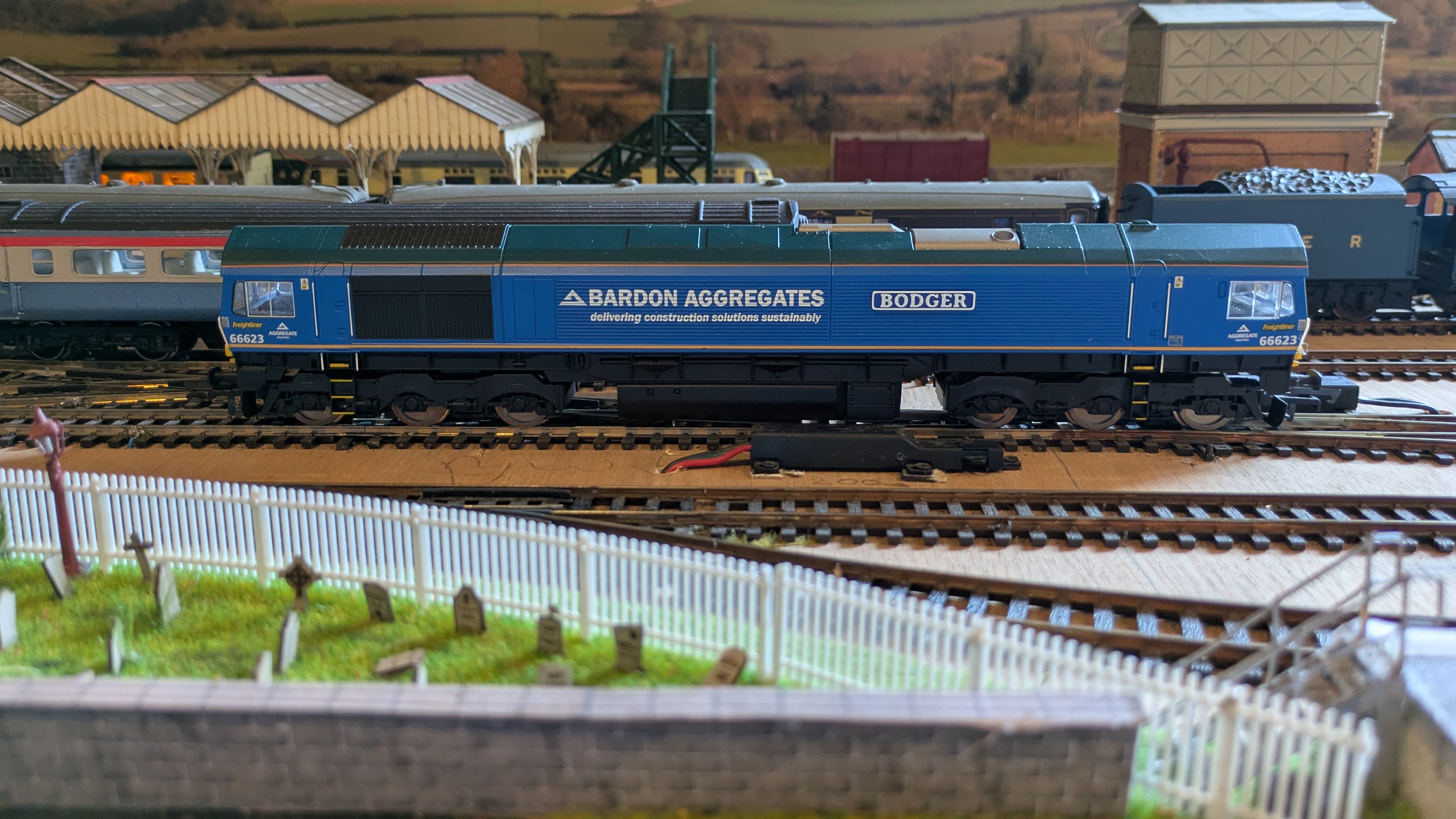 Hornby class 66
